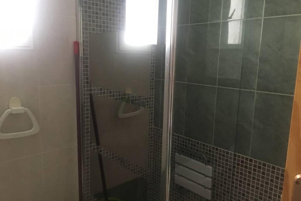 Acogedor Apartamento En Zona Residencial Con Piscina Torrevieja