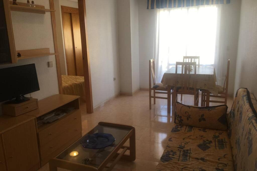 Acogedor Apartamento En Zona Residencial Con Piscina *