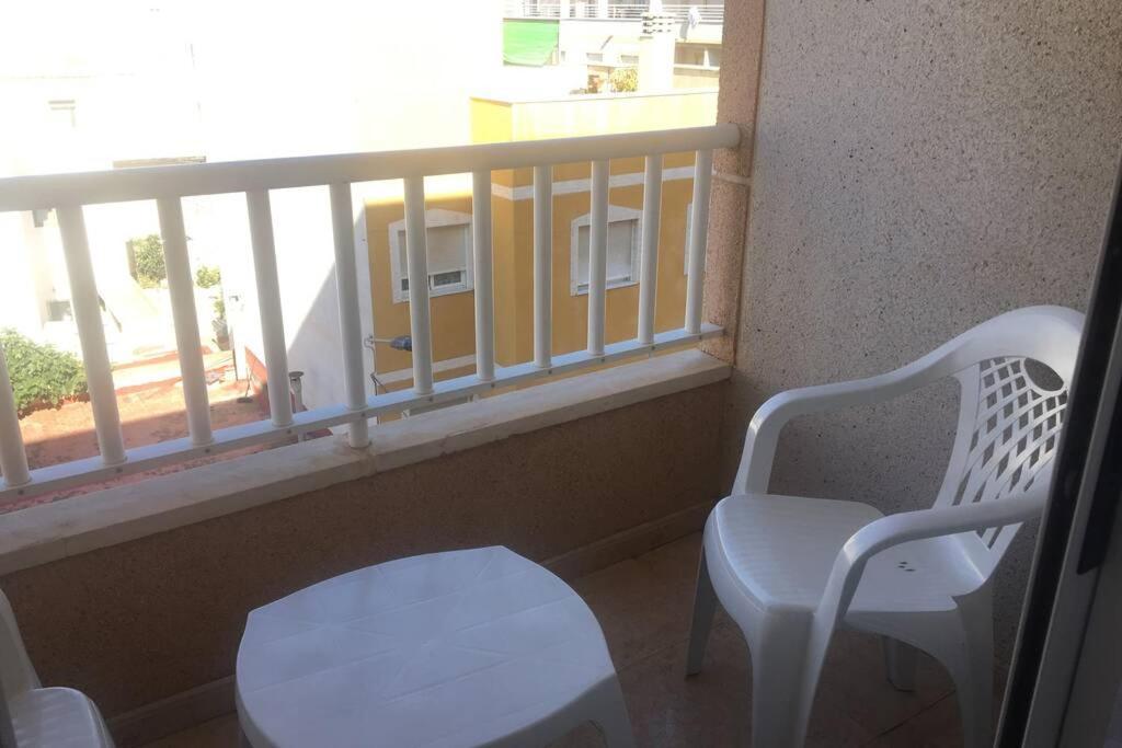 Acogedor Apartamento En Zona Residencial Con Piscina *