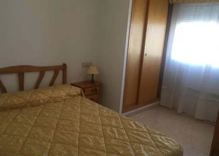 Bonito apartamento en zona residencial con piscina