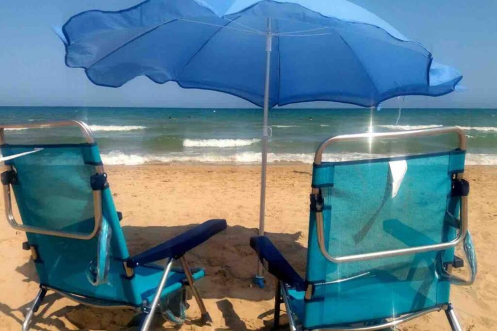 Bonito En Zona Residencial Con Piscina